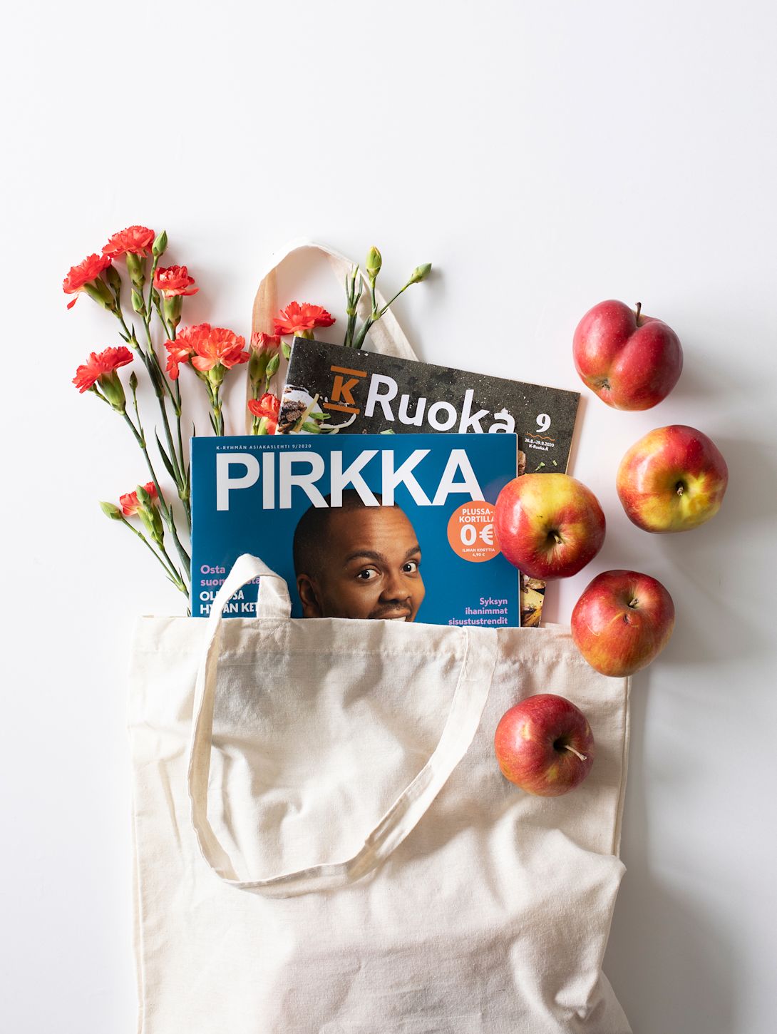 Pirkka-lehti jaetaan K-kaupoissa - Pirkka