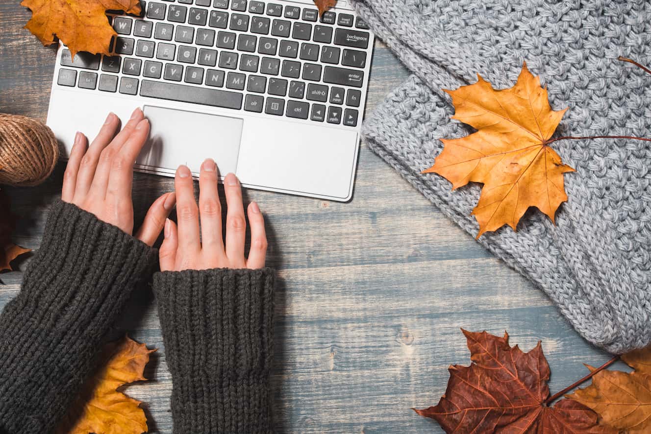 Fall, ecommerce, online shopping, computer, leaves