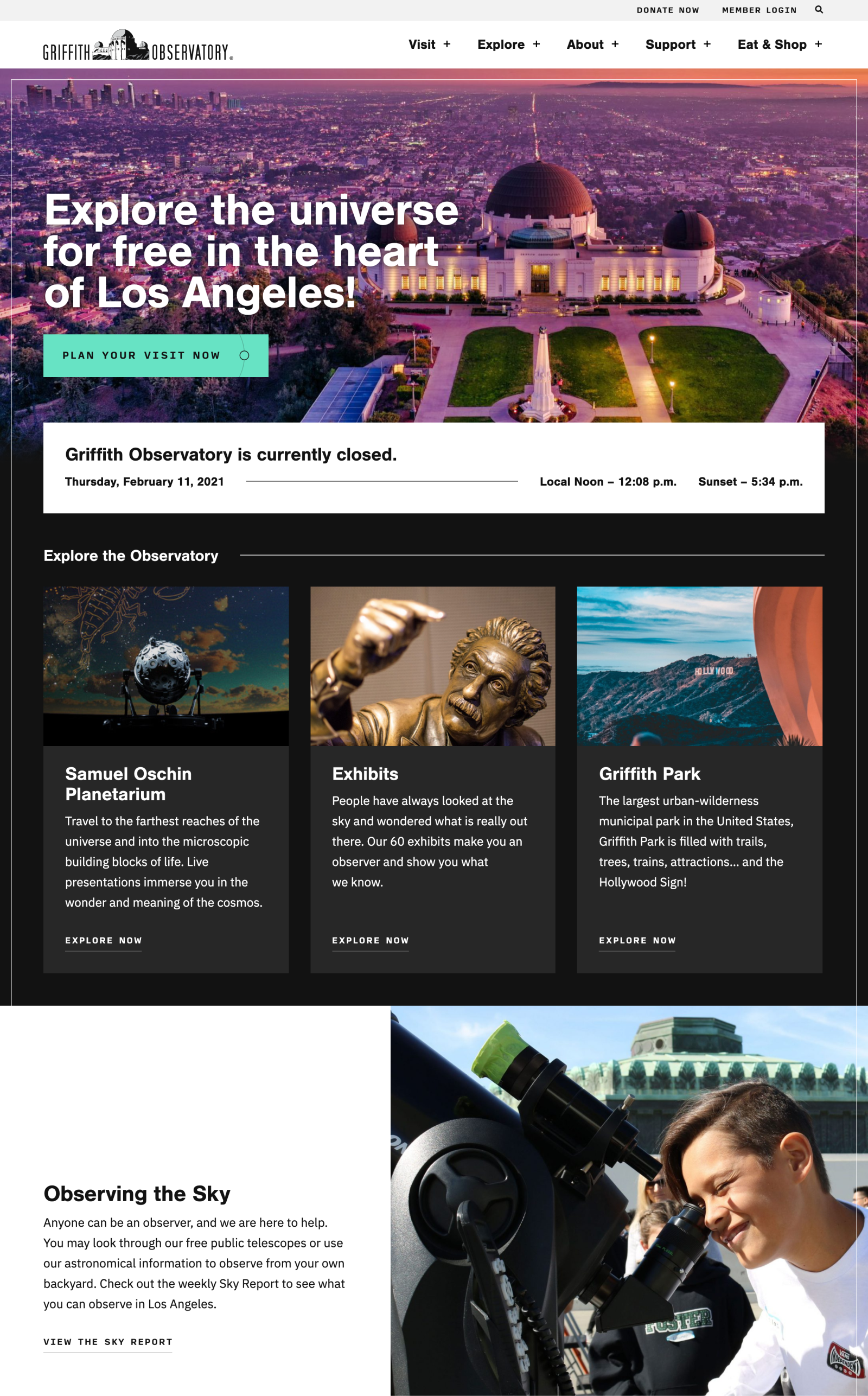 The Griffith Observatory website adjusts based on the visitor's local time - during night hours, it uses a dark theme with large photos of the observatory with the city lights.