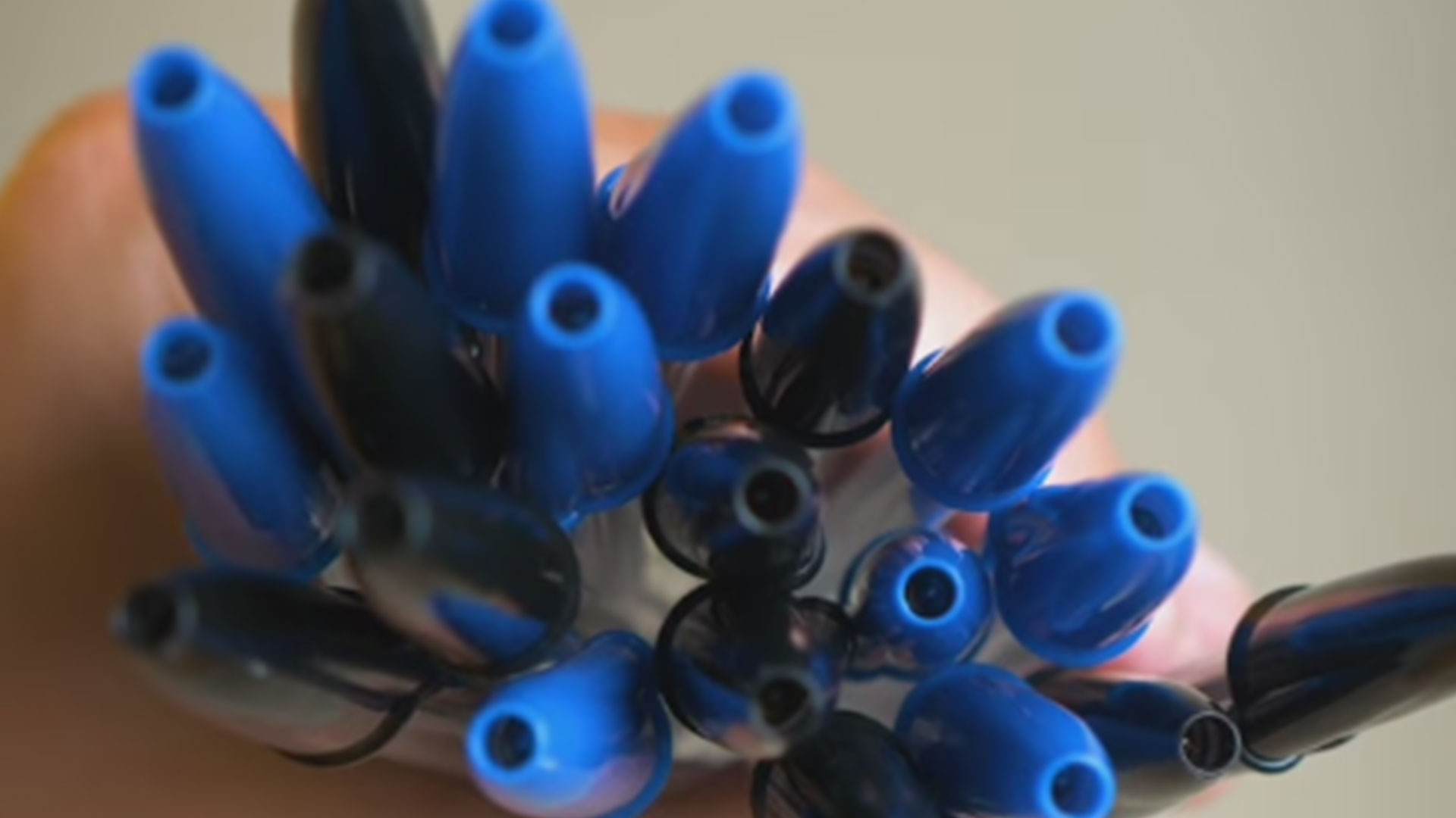 People Are Just Finding Out Why Biro Lids Have Holes In Them TOTUM