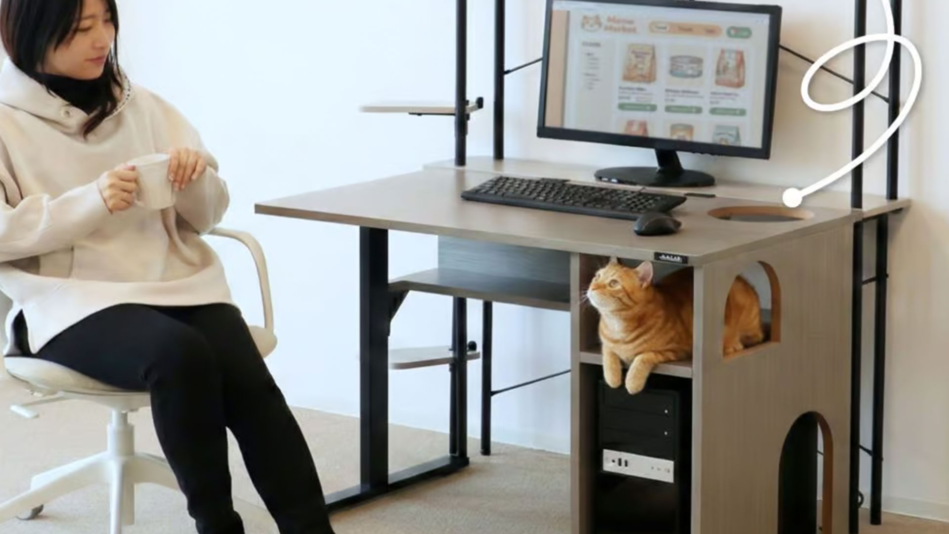 Comp Cat Desk This New Cat-Friendly Desk Design Has Gone Viral | TOTUM