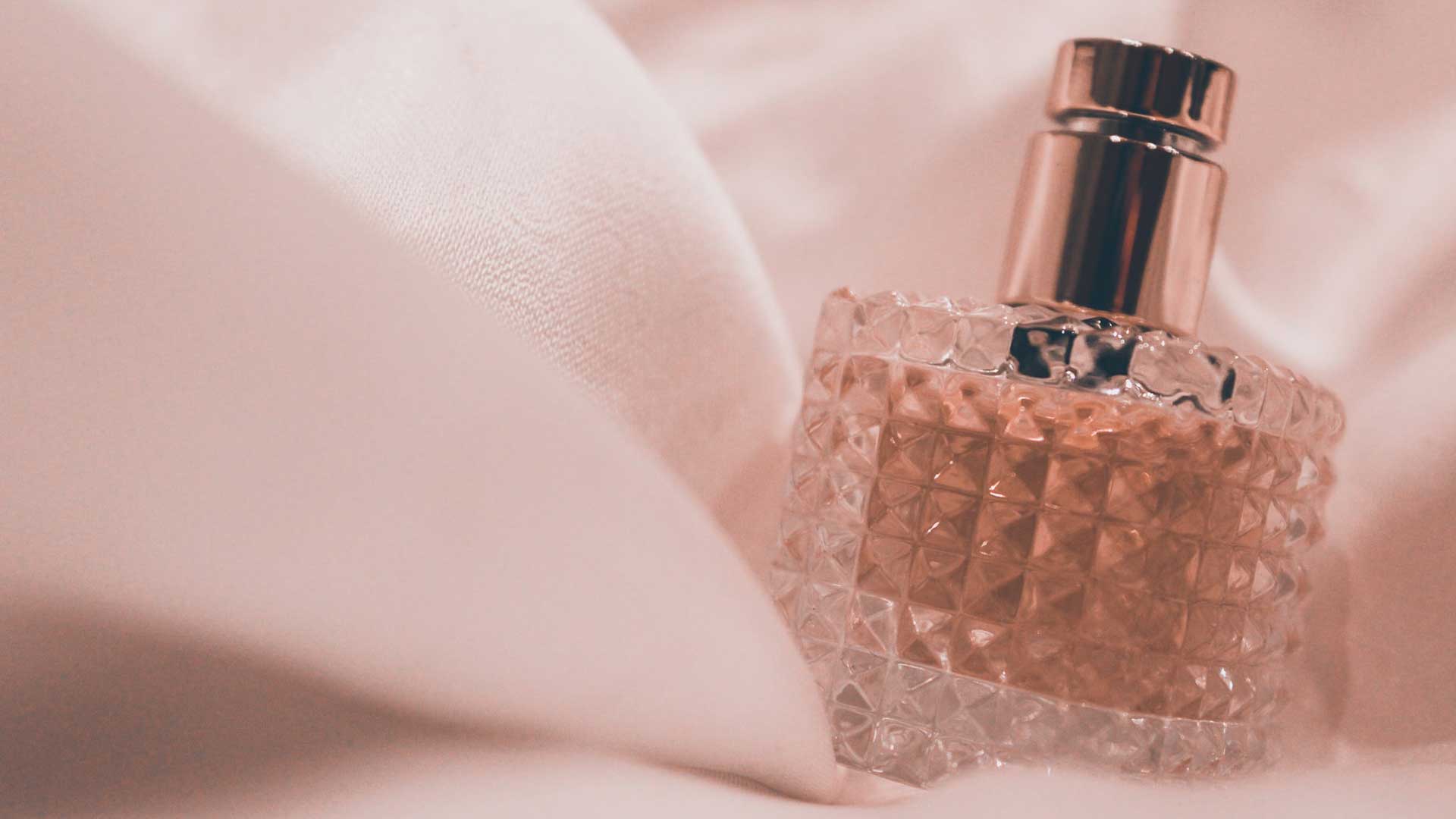 perfumeFEATUREDIMAGE