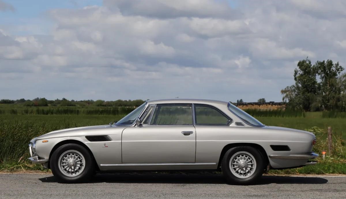 GT IR 300 coupè image