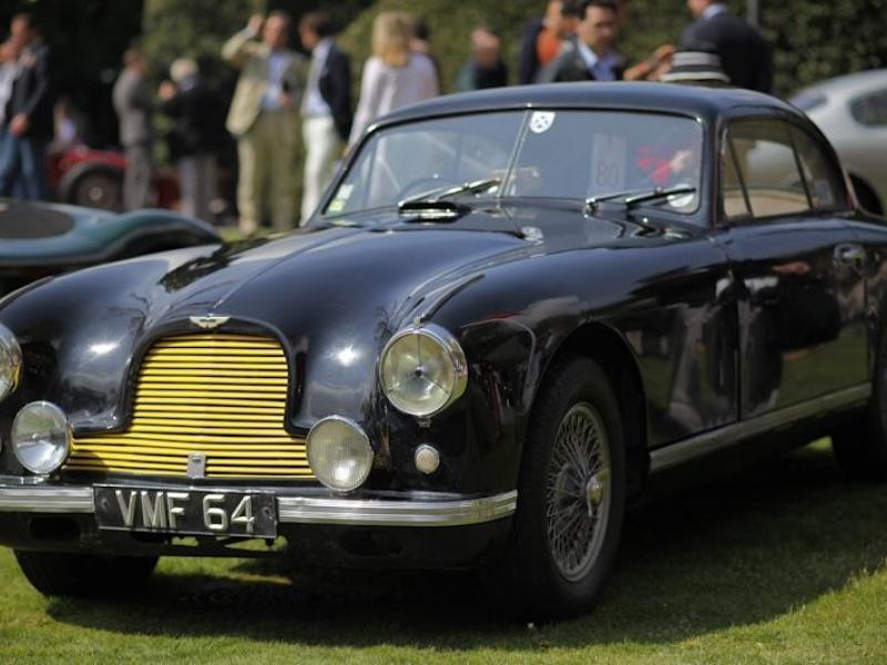 DB2 Saloon image