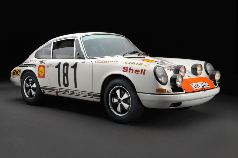 Roarington Metaland: Porsche 911R