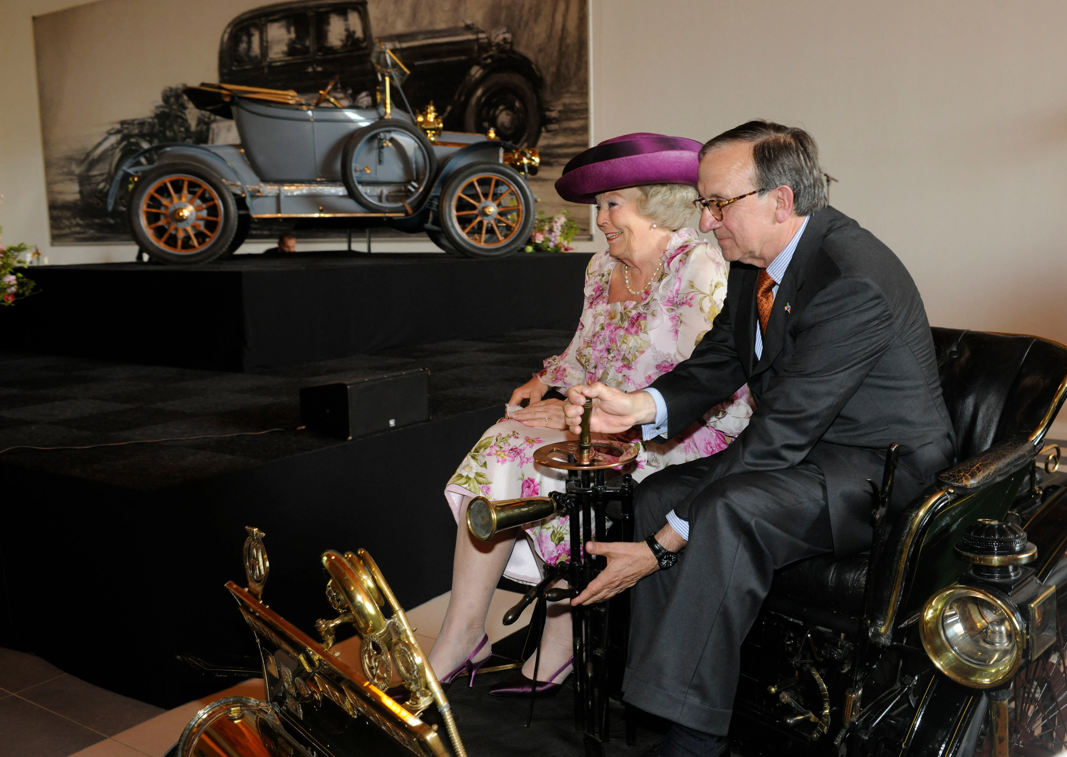 Business F1 Top 20 Petrolheads: Evert Louwman, a Passion for Car History - COVER