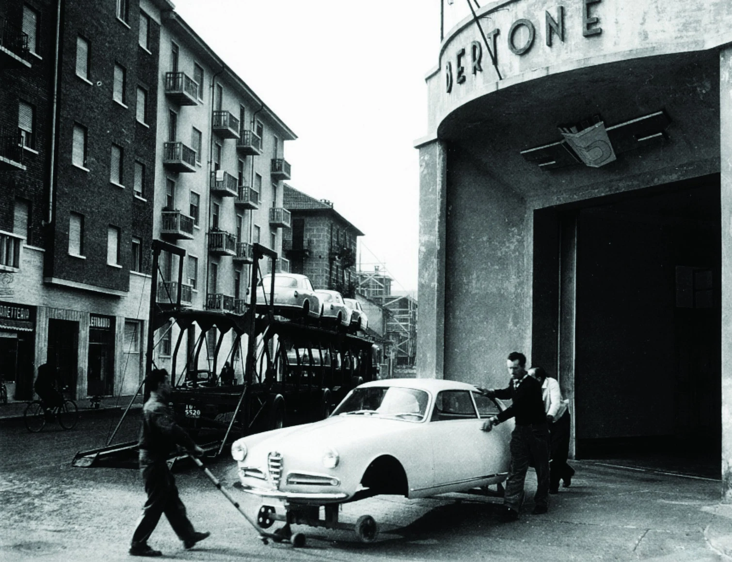 The myth of Italian coachbuilders: Bertone image
