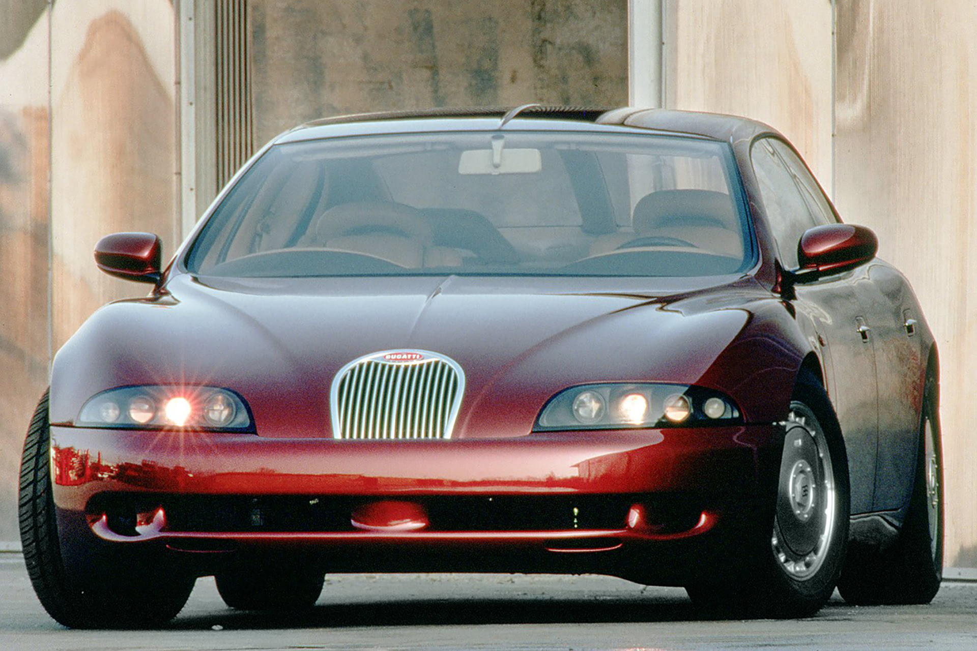 Bugatti EB112. Artioli’s shattered dream - 1
