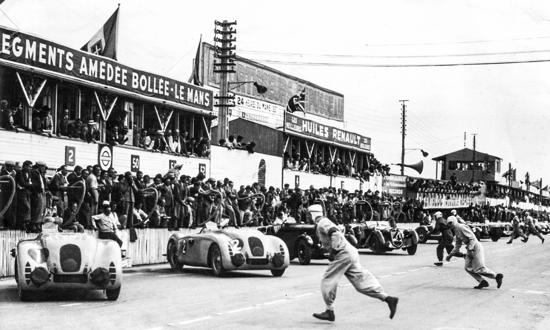 Le Mans Yesterday and Today: Bugatti