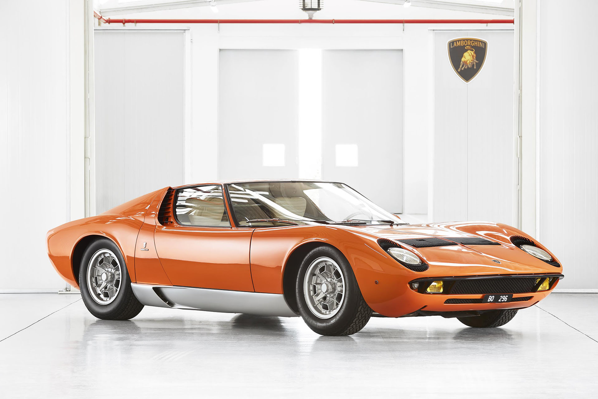 The Lamborghini Miura #3586 from The Italian Job Takes Centre Stage at the Anantara Concorso Roma 2026 image