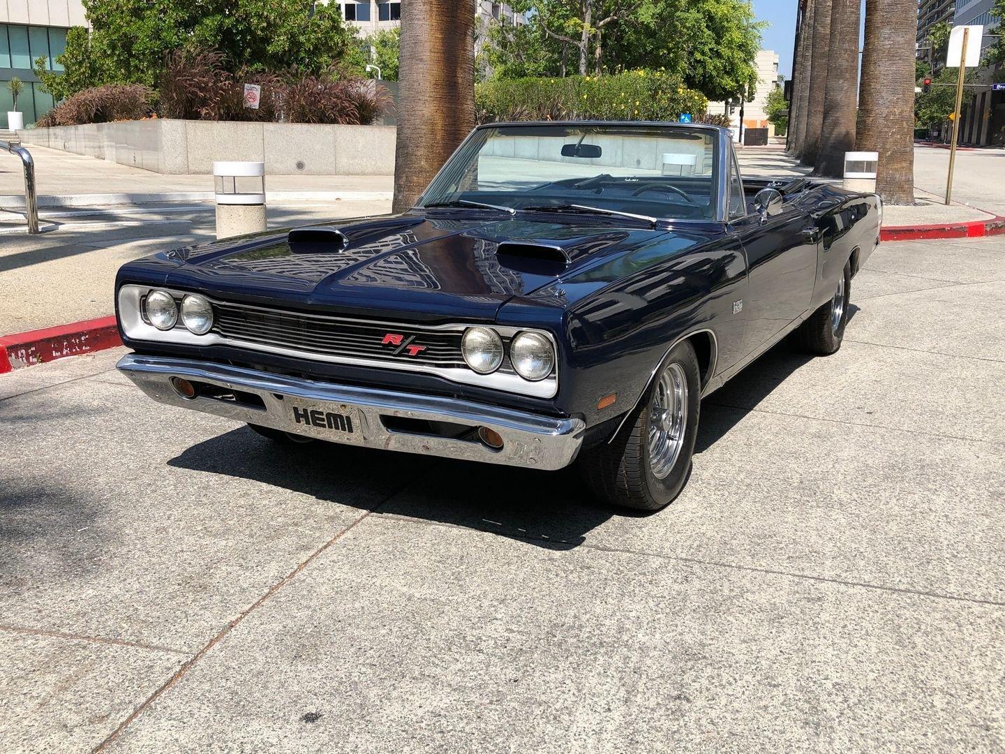 Coronet 500 Convertible image 2