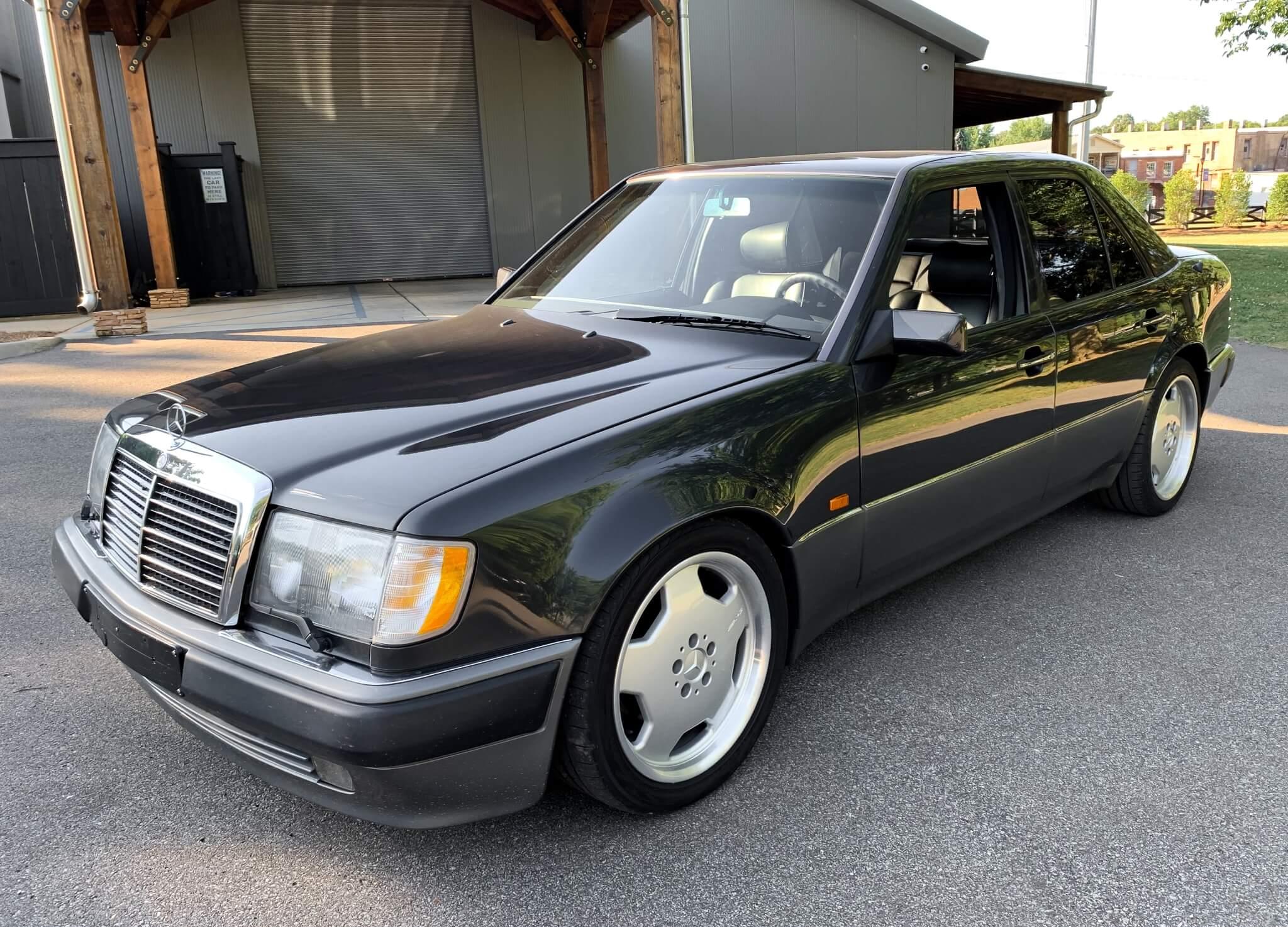 500E image 2