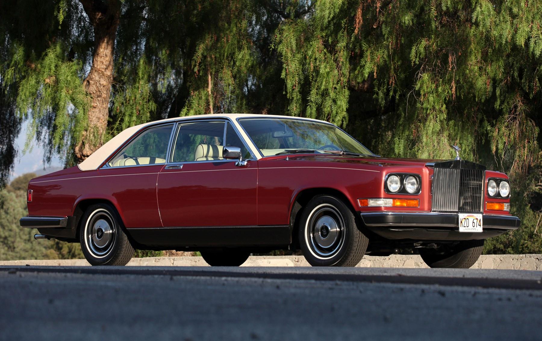 Camargue Berlina 2porte image 1