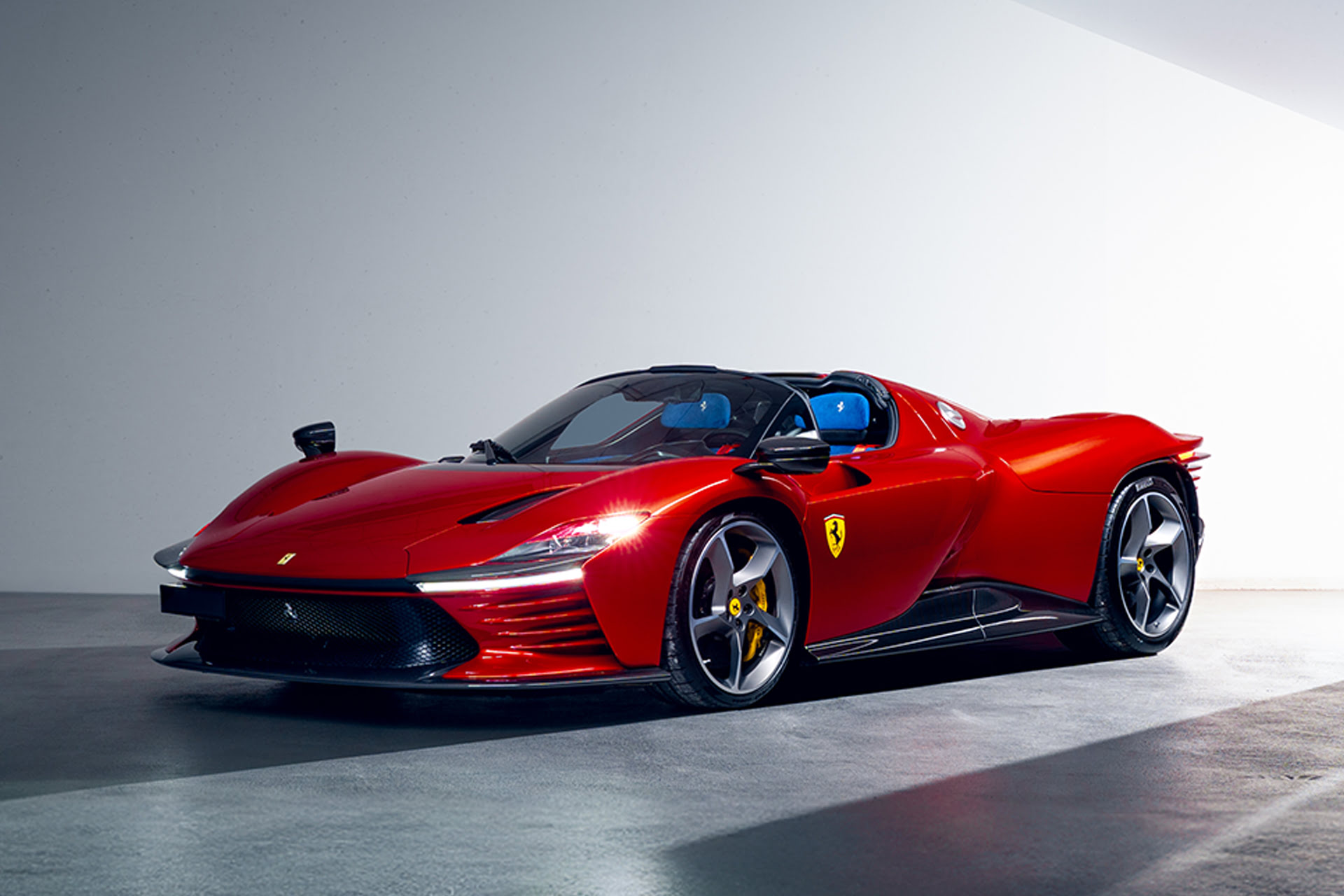 Ferrari Stole the Show at RM Sotheby’s “Tailor for Speed” Auction in Zurich image