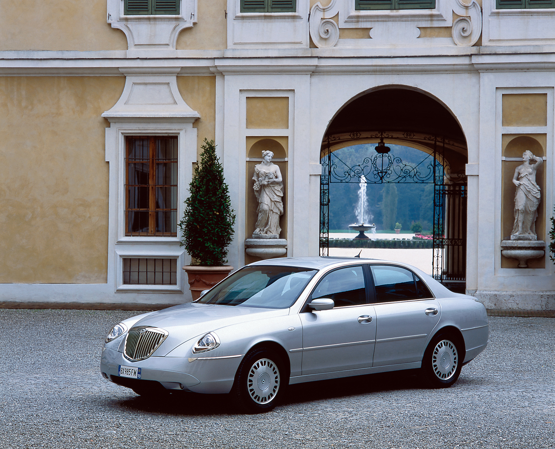 lancia thesis 34