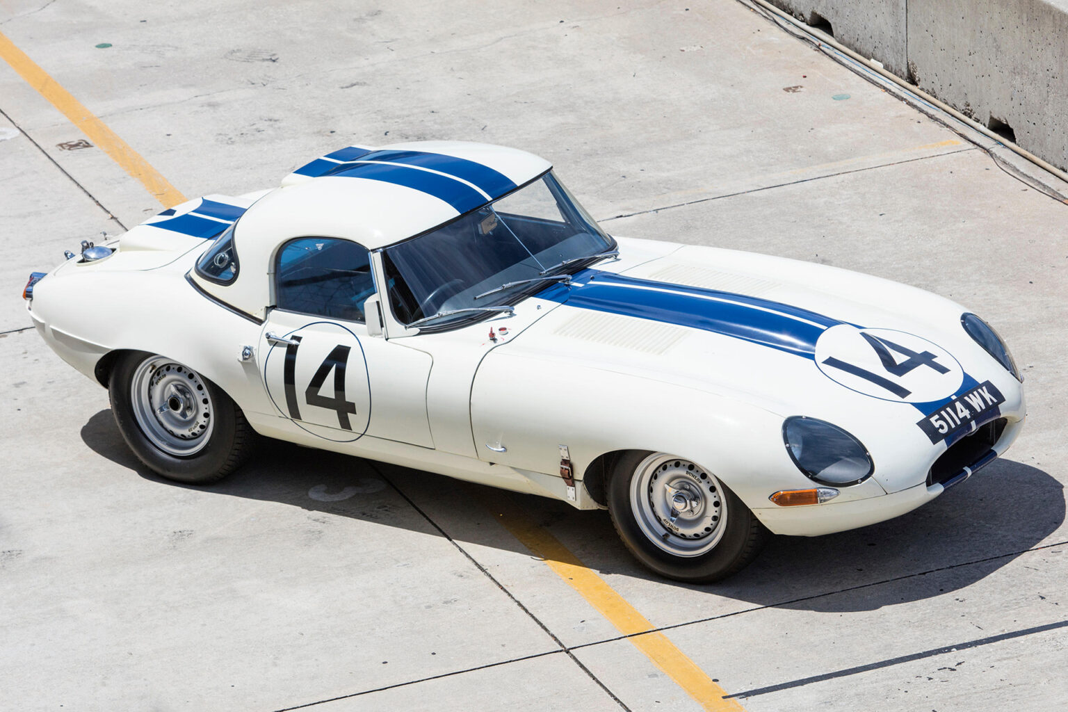 5-1963-Jaguar-E-Type-Lightweight-Competition-1536x1024