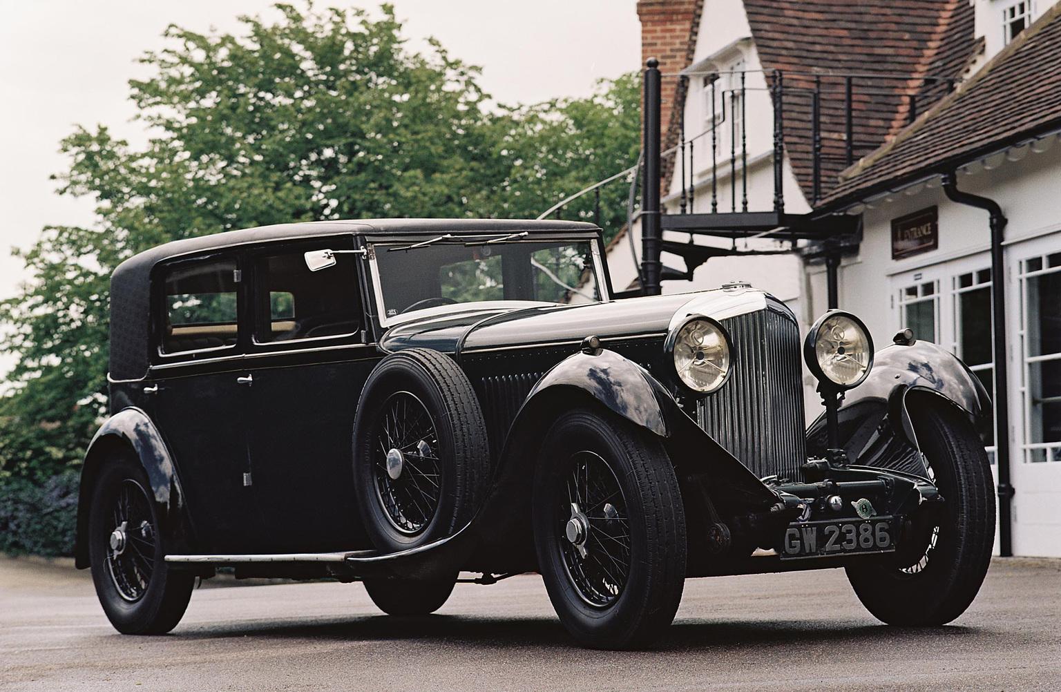 8 Litre Sedan image 3