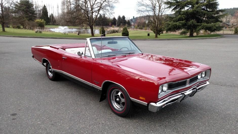 Coronet 500 Convertible image 3