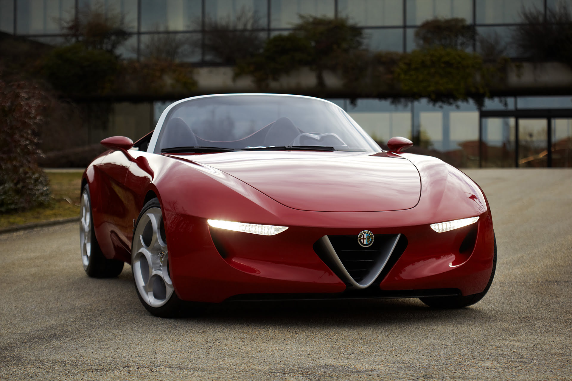 Broken Dreams: Alfa Romeo 2uettottanta. Killed by the wrong name? image