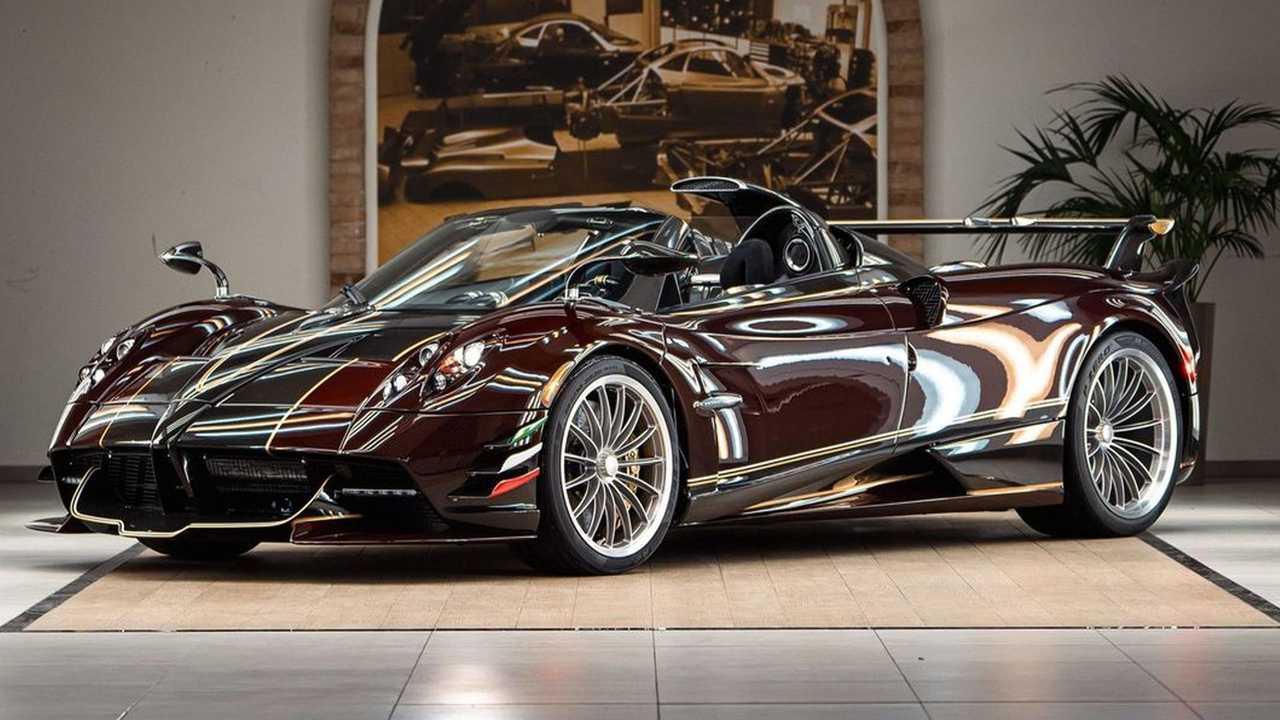 Huayra Roadster image 2