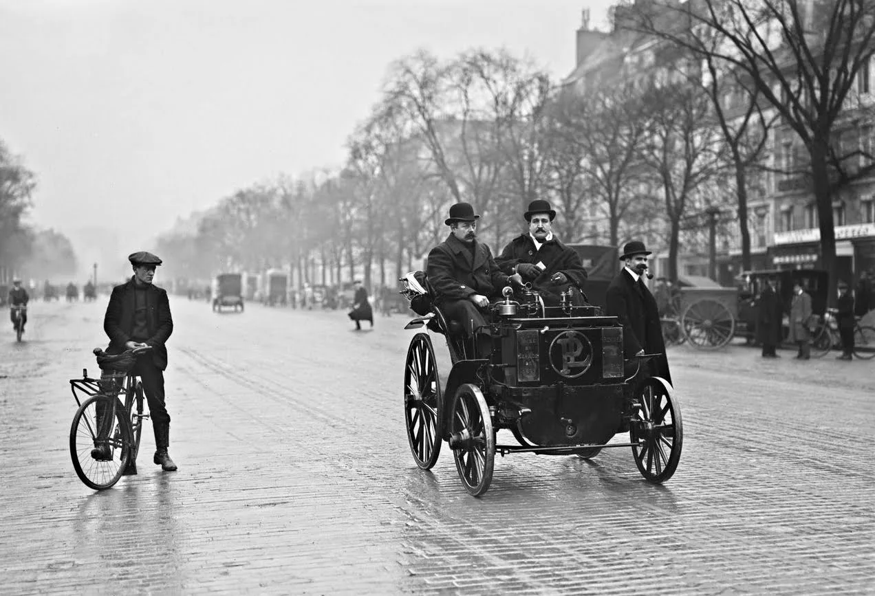 The Nostalgia of Forgotten Gods: Panhard & Levassor, France, 1886-1967 - 1