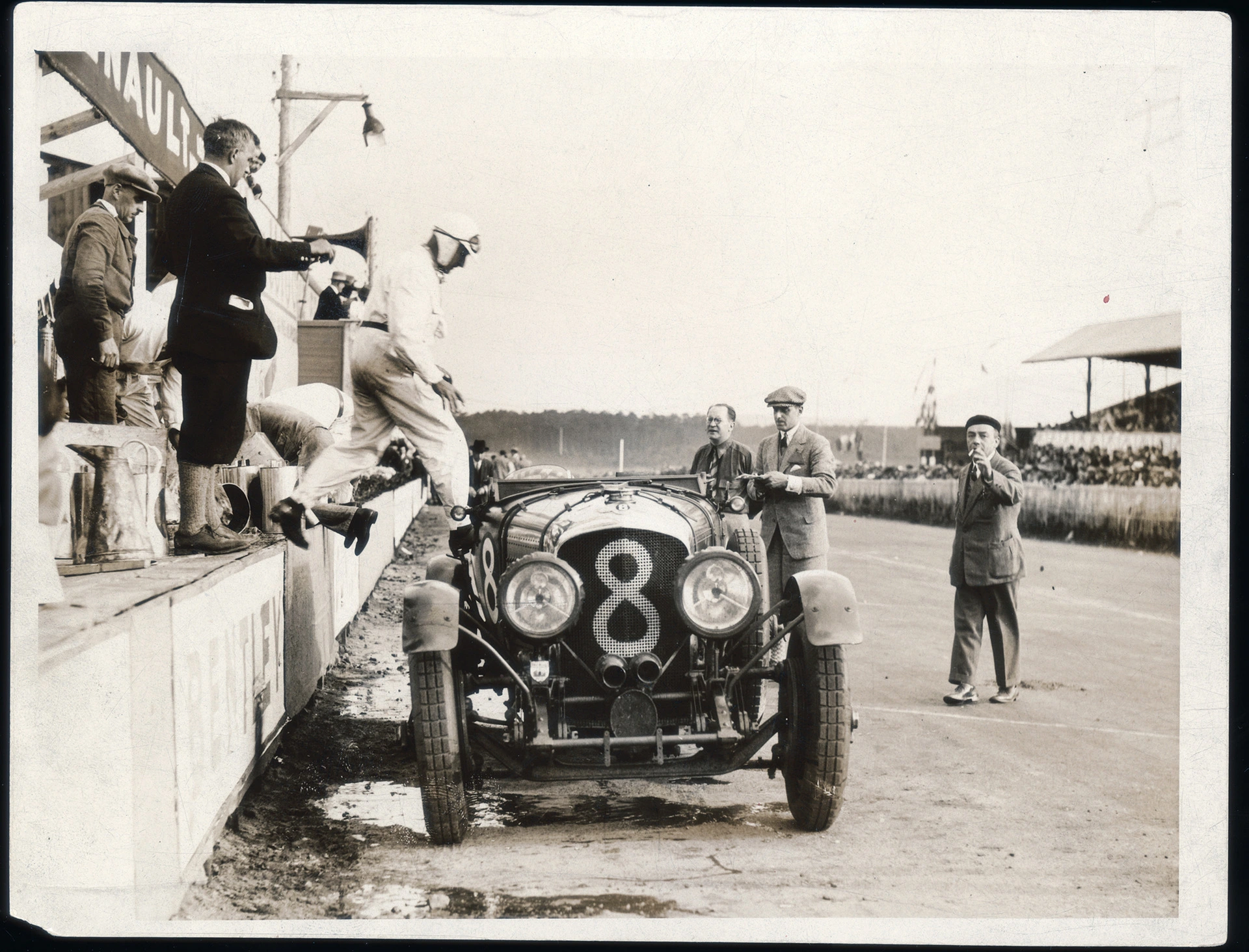 Le Mans Yesterday and Today: Bentley image