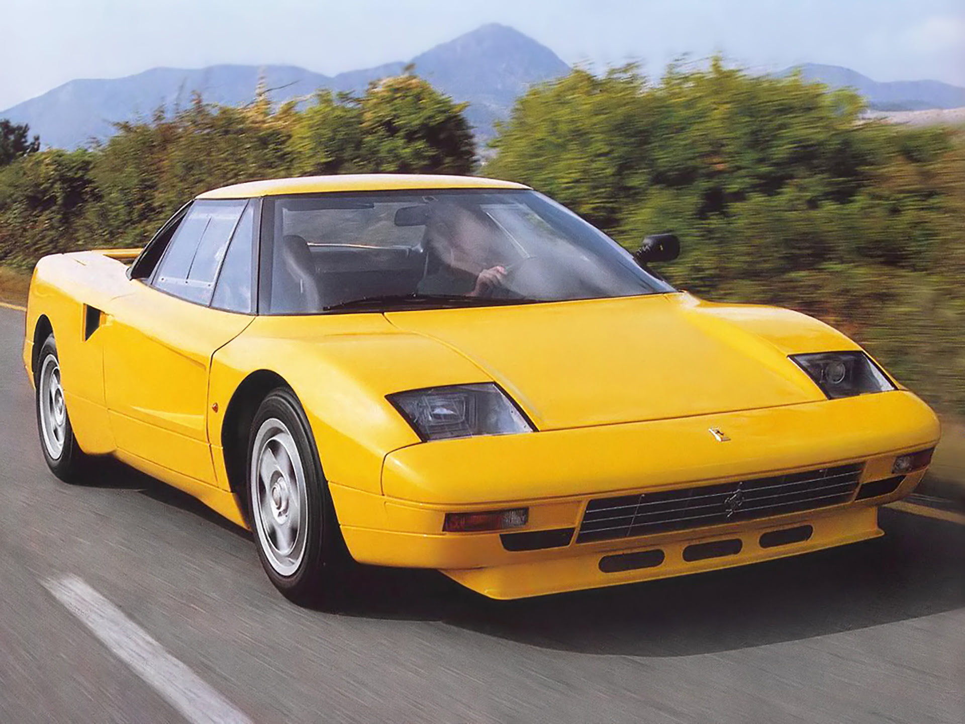 Broken Dreams: Ferrari 408 4RM. Forghieri’s last “Cavallino” - 1