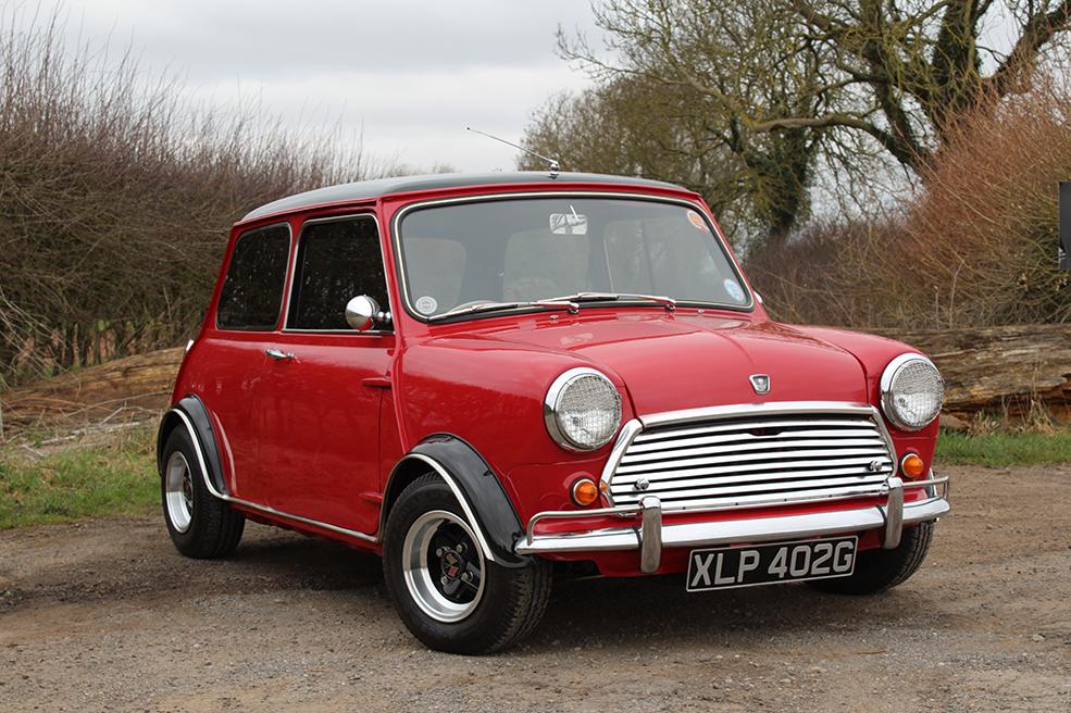 Mini Cooper image 4
