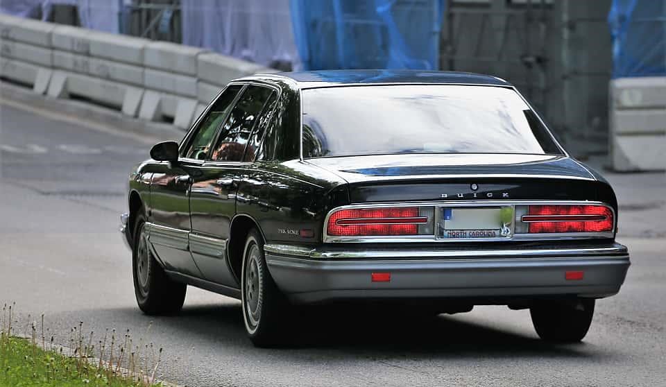 Roarington Metaland: Buick PARK AVENUE ULTRA NERA