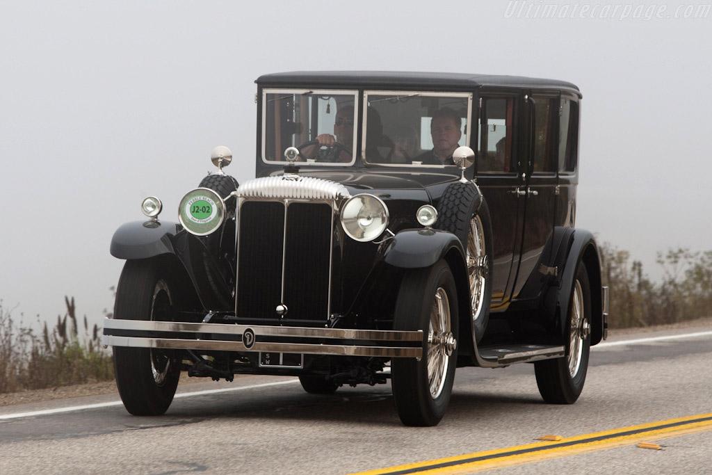 Double Six 30 Touring Saloon image 1