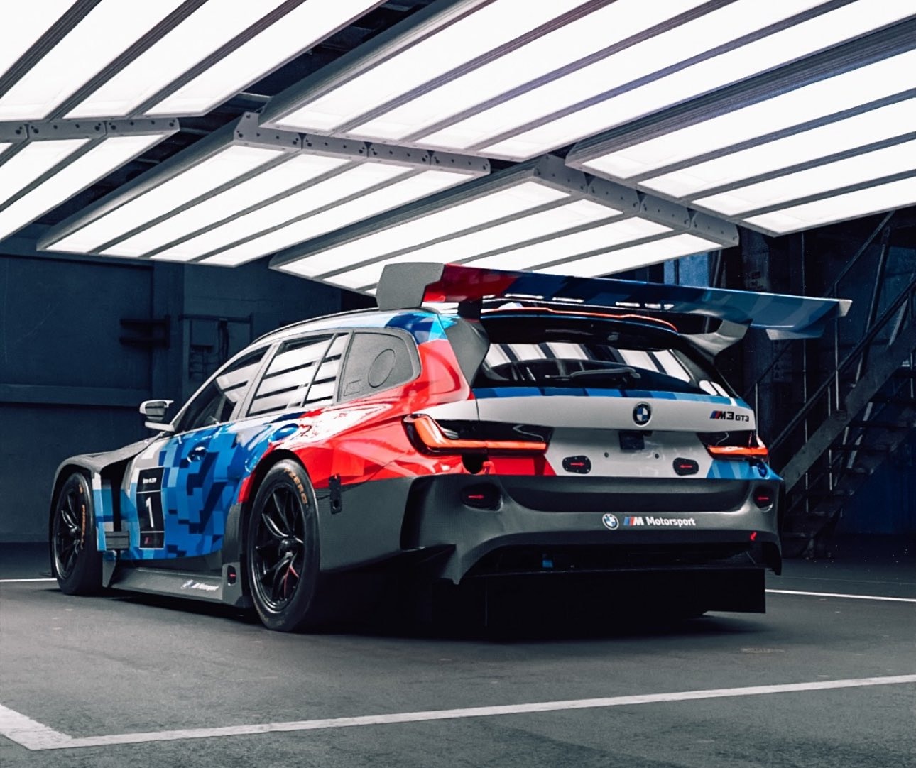 BMW M3 Touring - 1