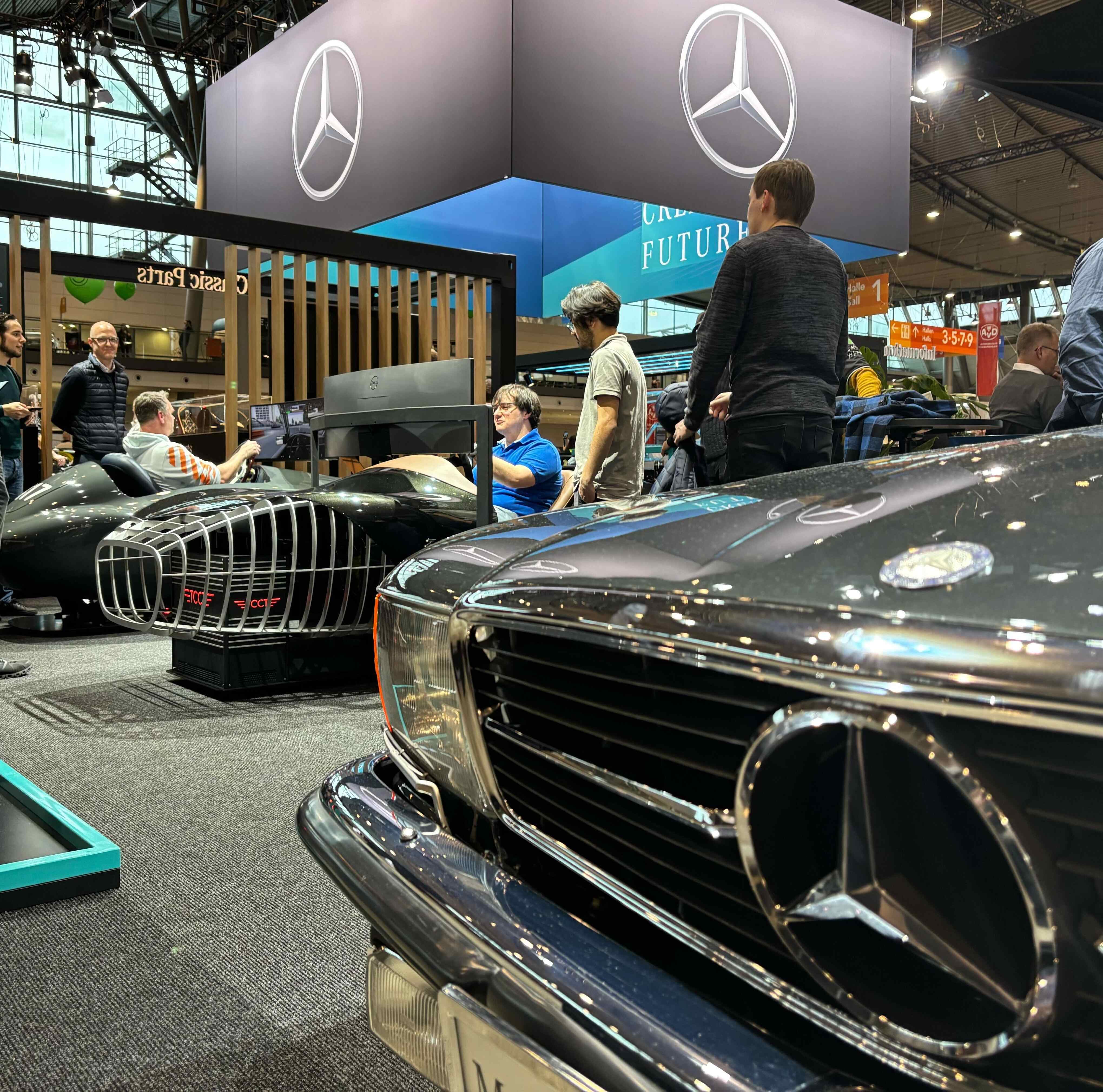 Retro Classics Stuttgart 2025: Roarington Simulators brought Mercedes-Benz Icons Alive