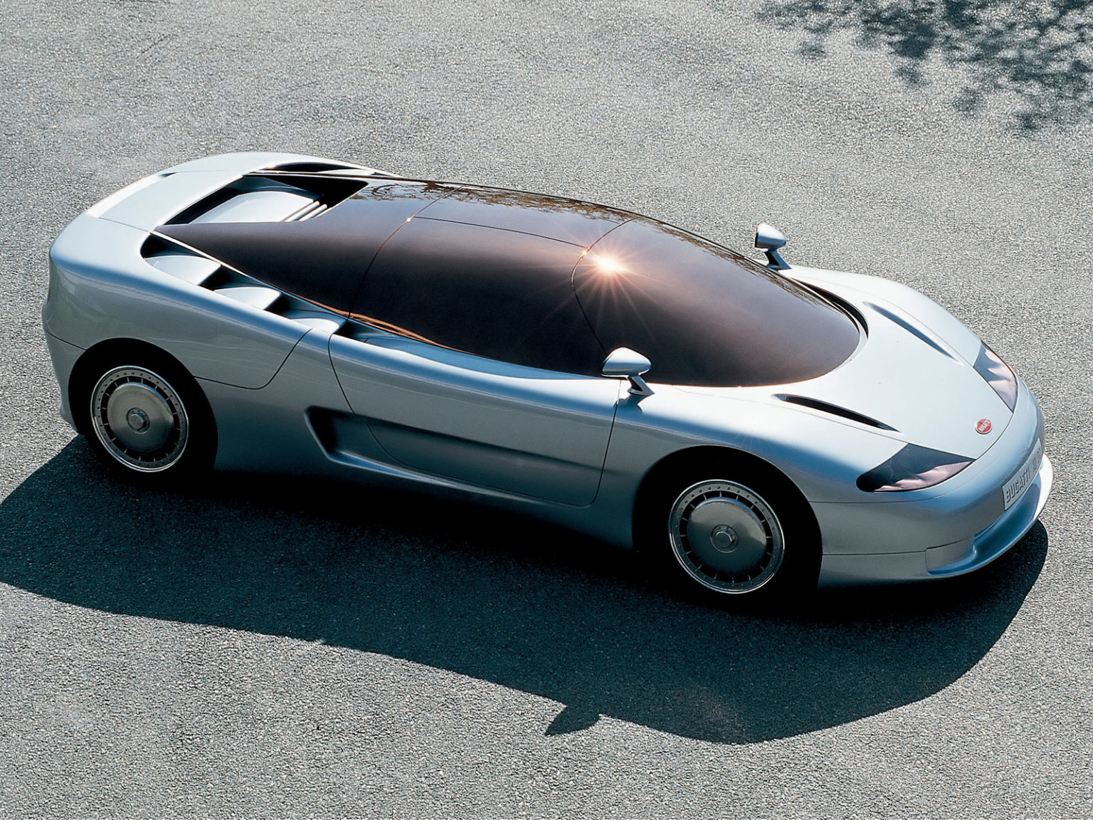 2-ID-90-Bugatti-1536x1152