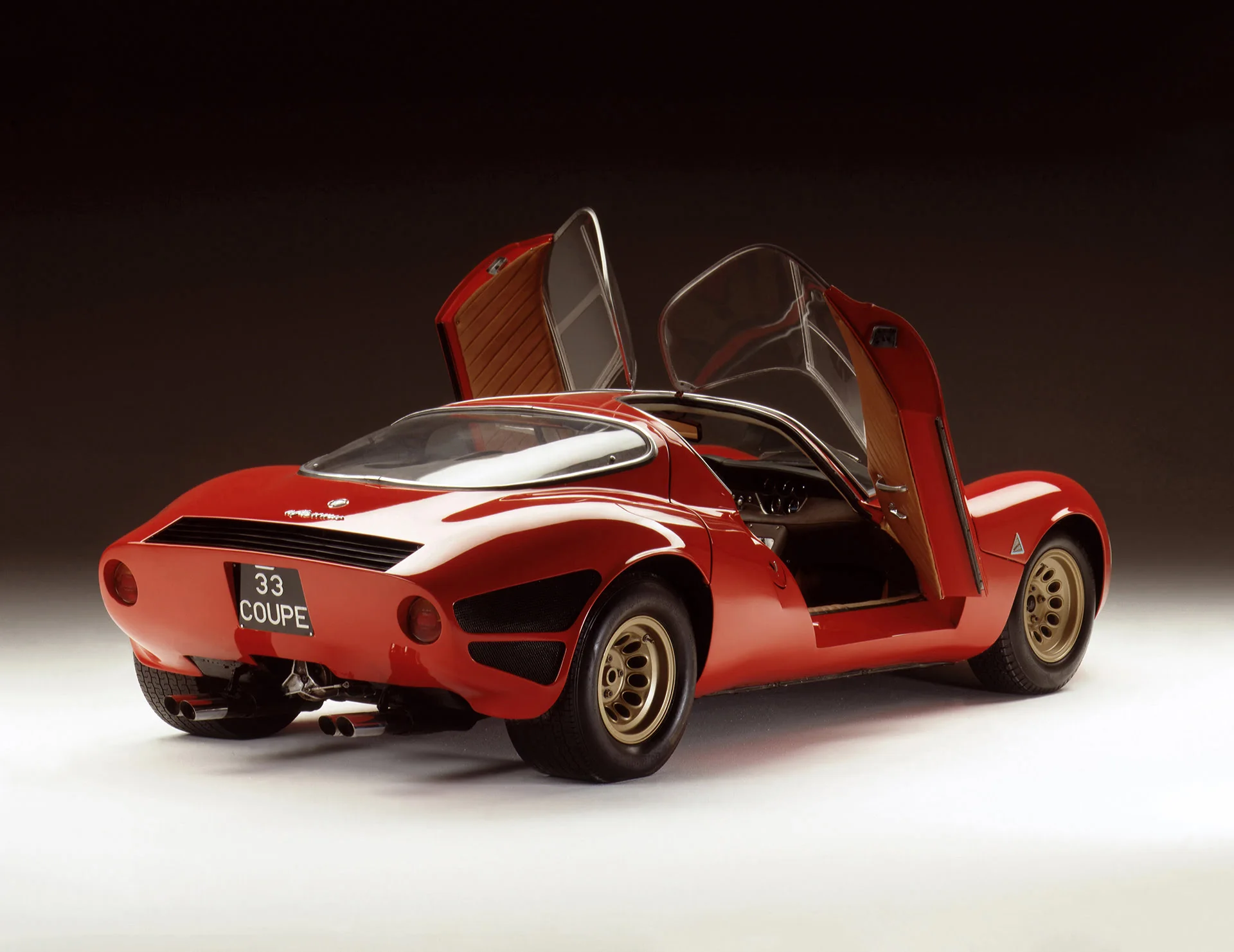 Good grief! The limited-run Alfa Romeo 33 Stradale is utterly