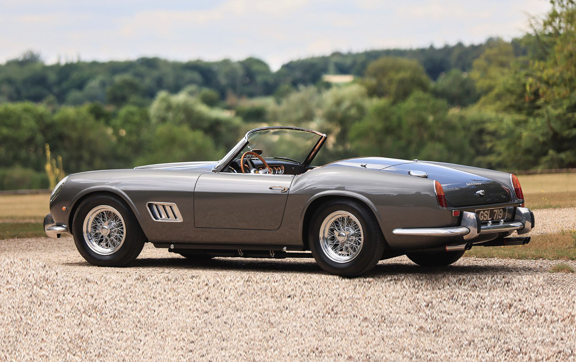 Pebble Beach: Secrets and Tricks of the World’s Most Famous Auctions - 1
