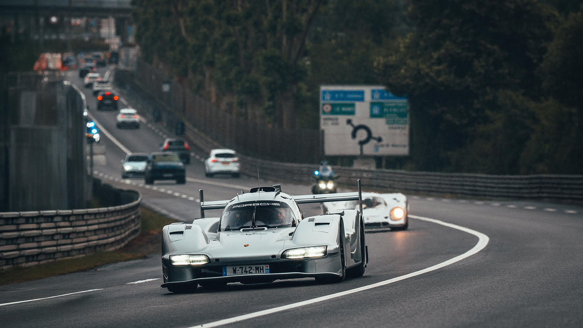917 and 963 road cars: Porsche prepared for the 24 Hours of Le Mans with two one-offs