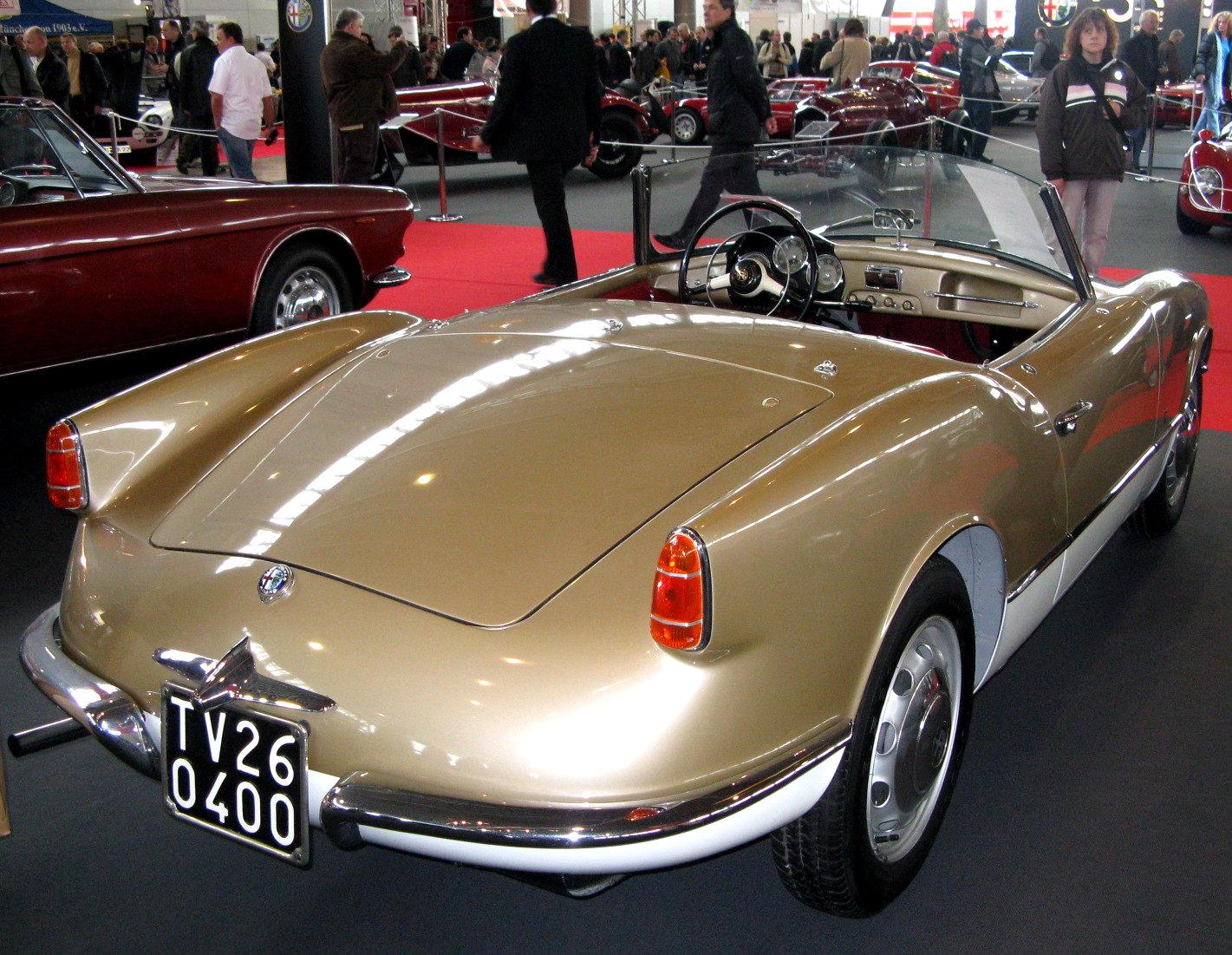 Giulietta Spider Bertone image 4