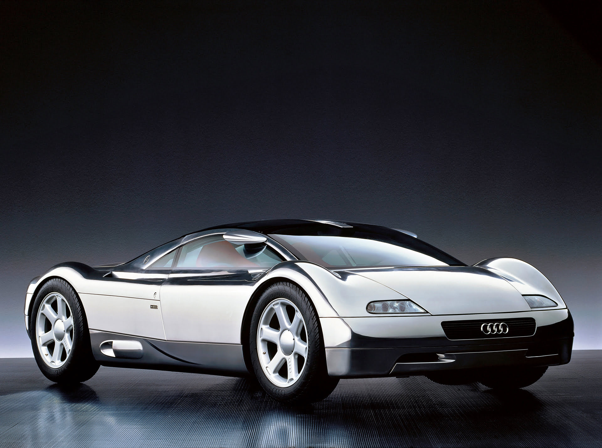 Broken Dreams: Audi Avus. The Art of Aluminium image
