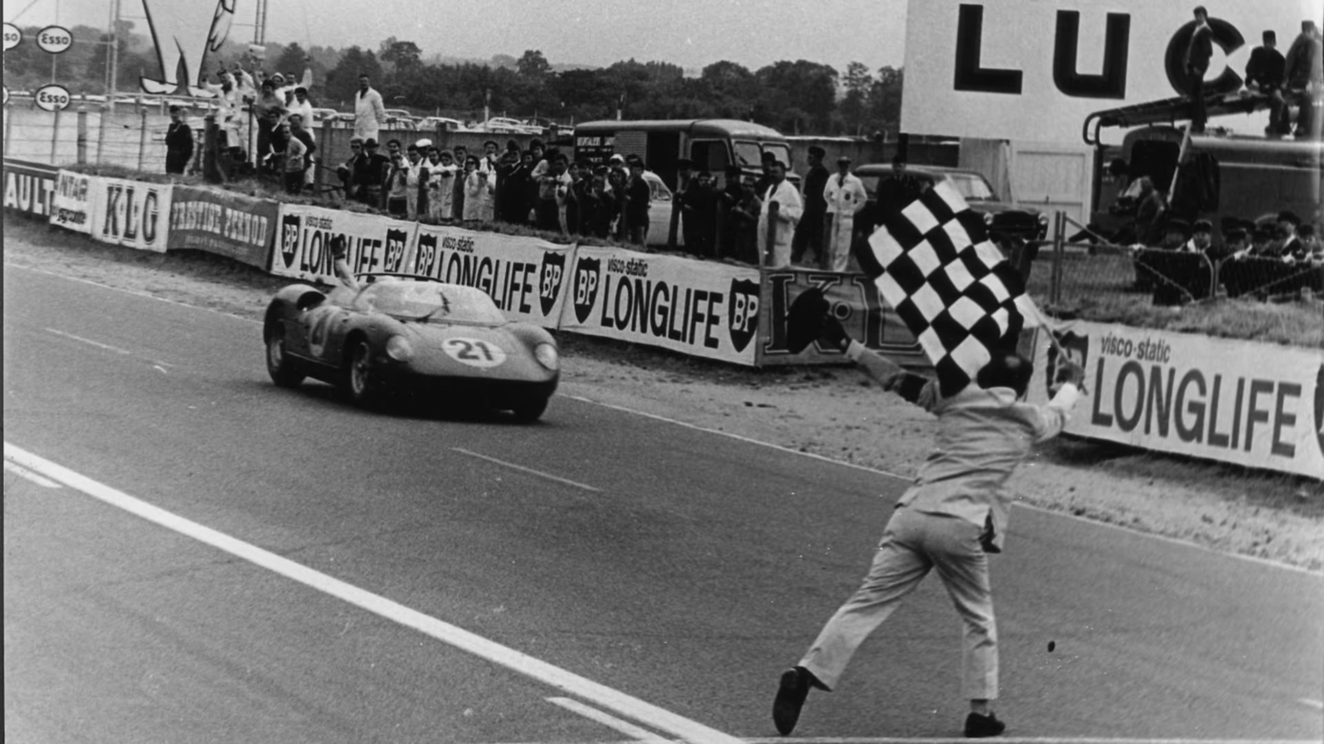 Motorsport Mysteries – The Driver Who Wanted to Win Without Driving image