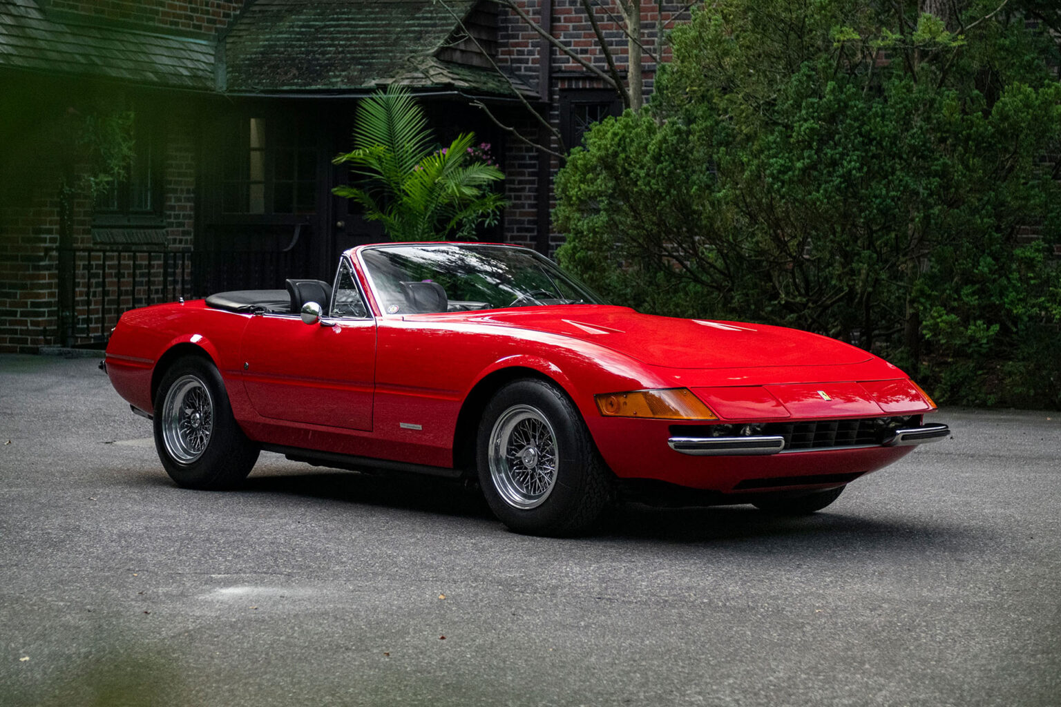3-1973-Ferrari-365-GTS4-Daytona-Spider-1536x1024