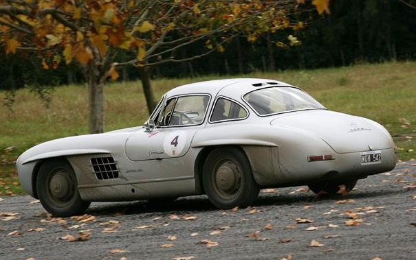 300 SL image