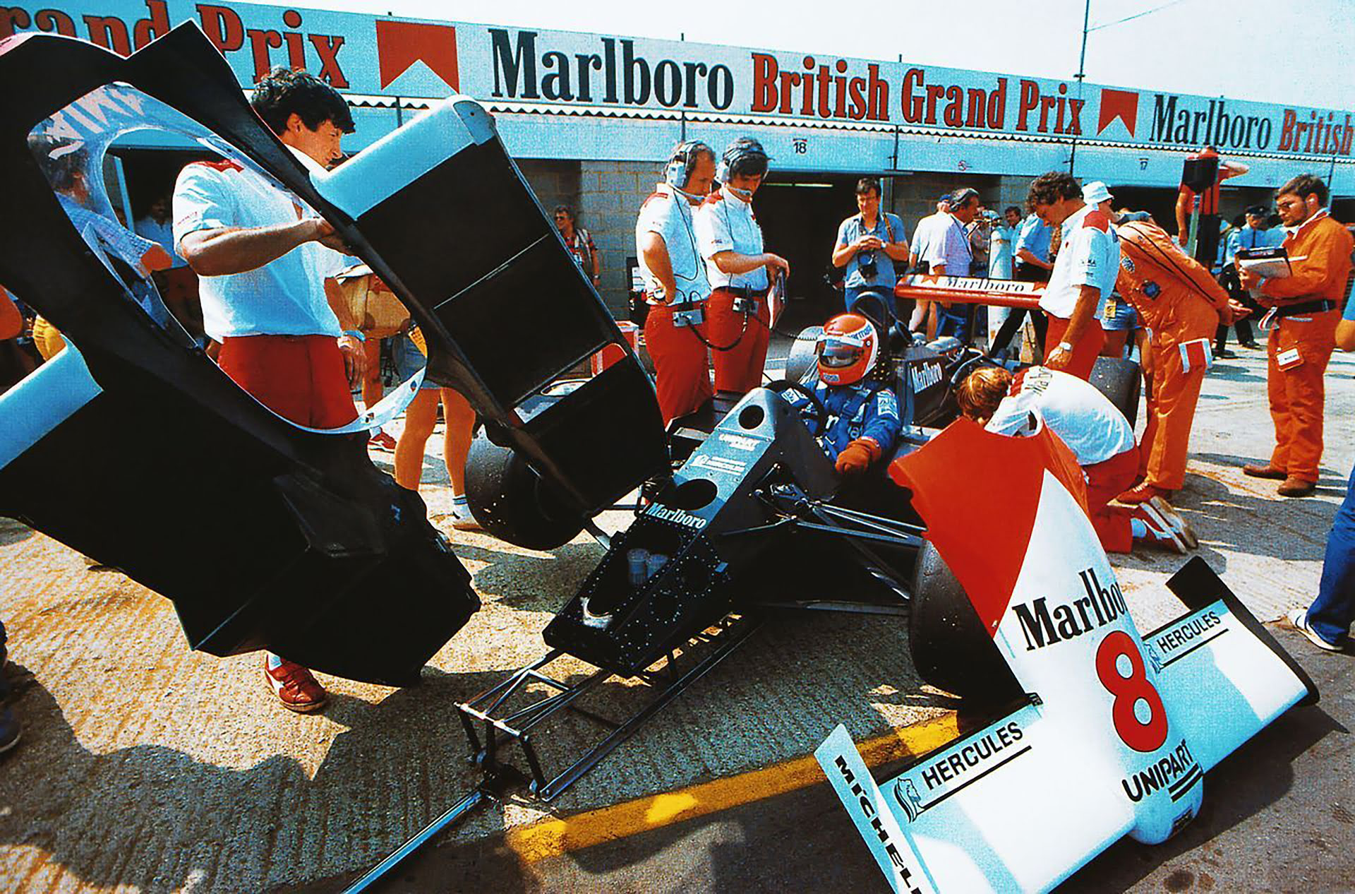 1981. The Revolution of the Carbon Fibre Monocoque.