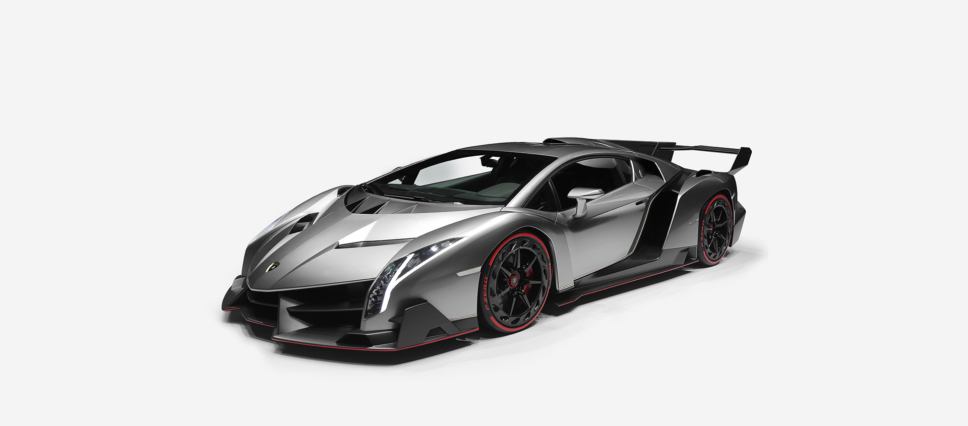 Lamborghini Veneno. The attraction of a wild beast image
