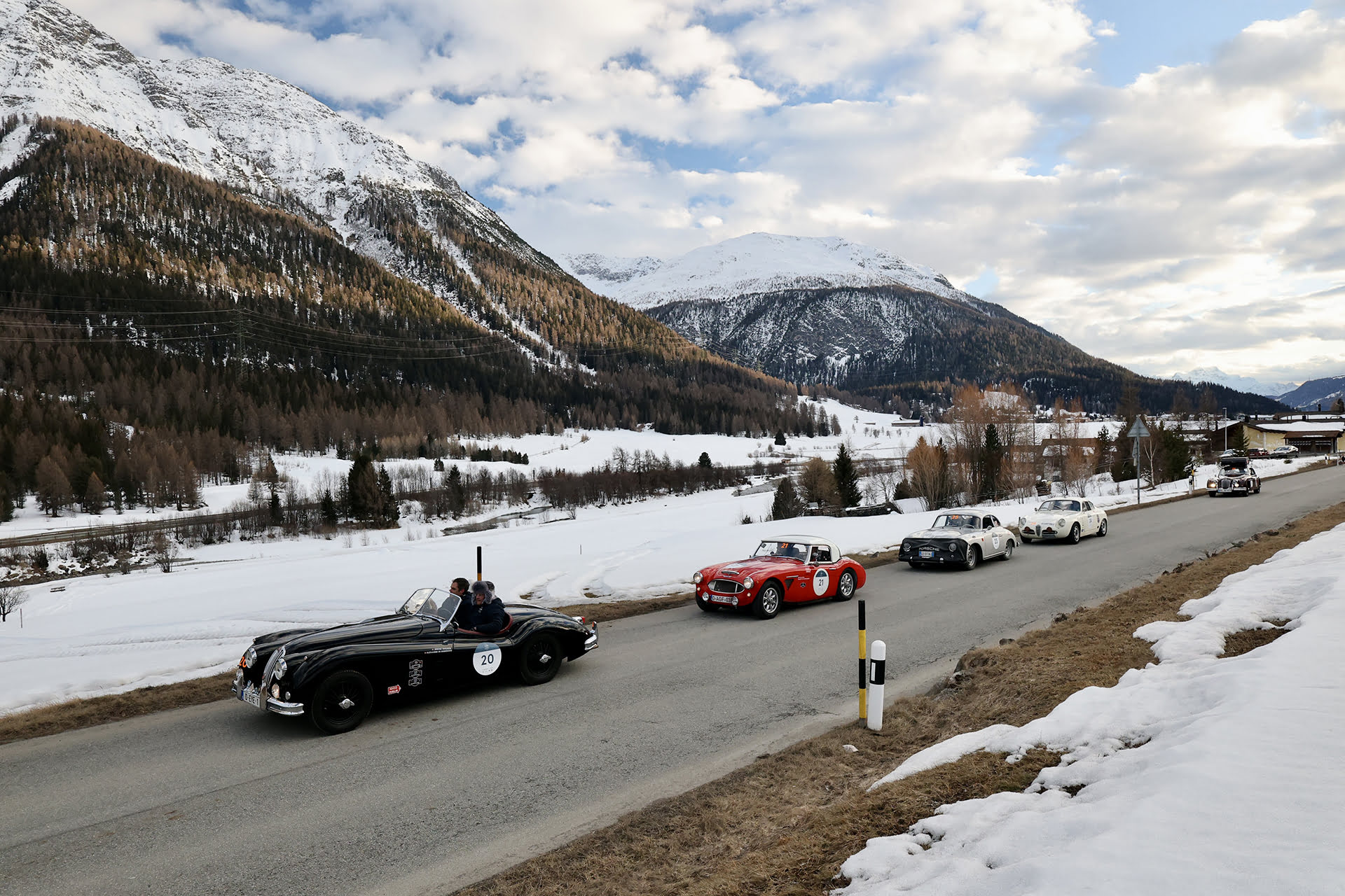 Coppa delle Alpi 2026: The Spirit of the Mille Miglia and the Pleasure of the Roarington Simulators