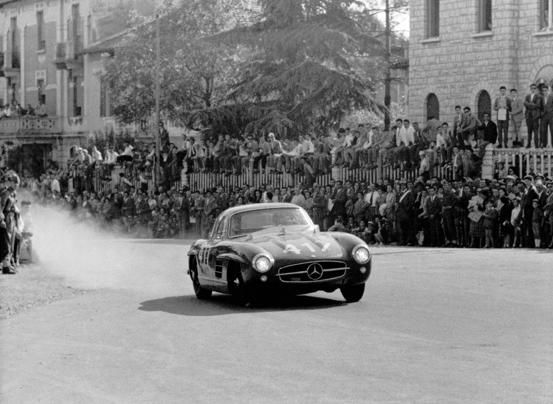 The Legacy of the Mille Miglia - Part 3: The post-war Mille Miglia. The magnificence of courage, the thrill of risk