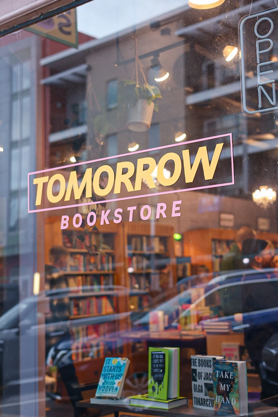 Tomorrow bookstore 2