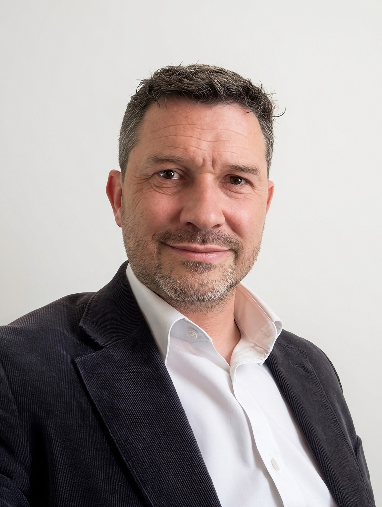 Jonathan Rayner headshot
