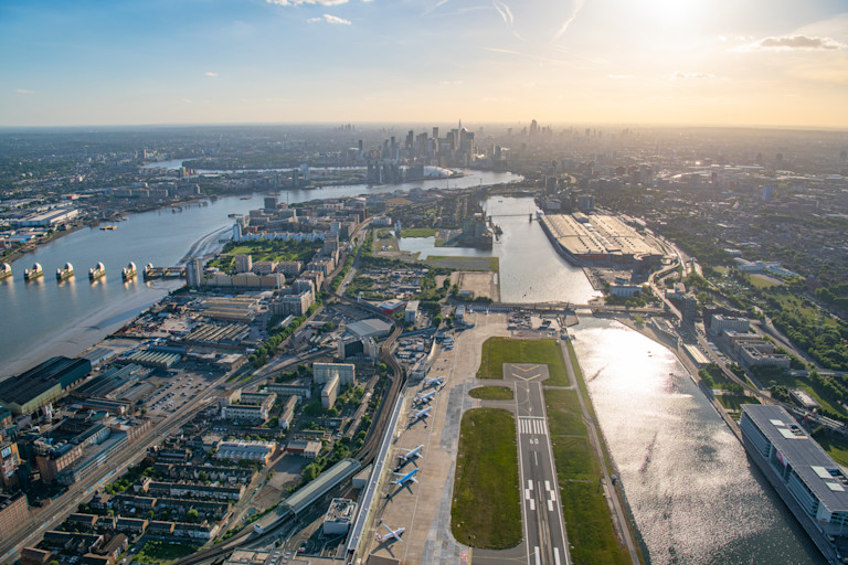 is there a post office at london city airport