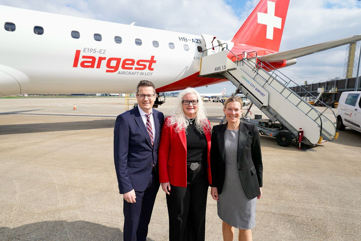 Helvetic Airways Operates Largest Ever Jet into London City Airport