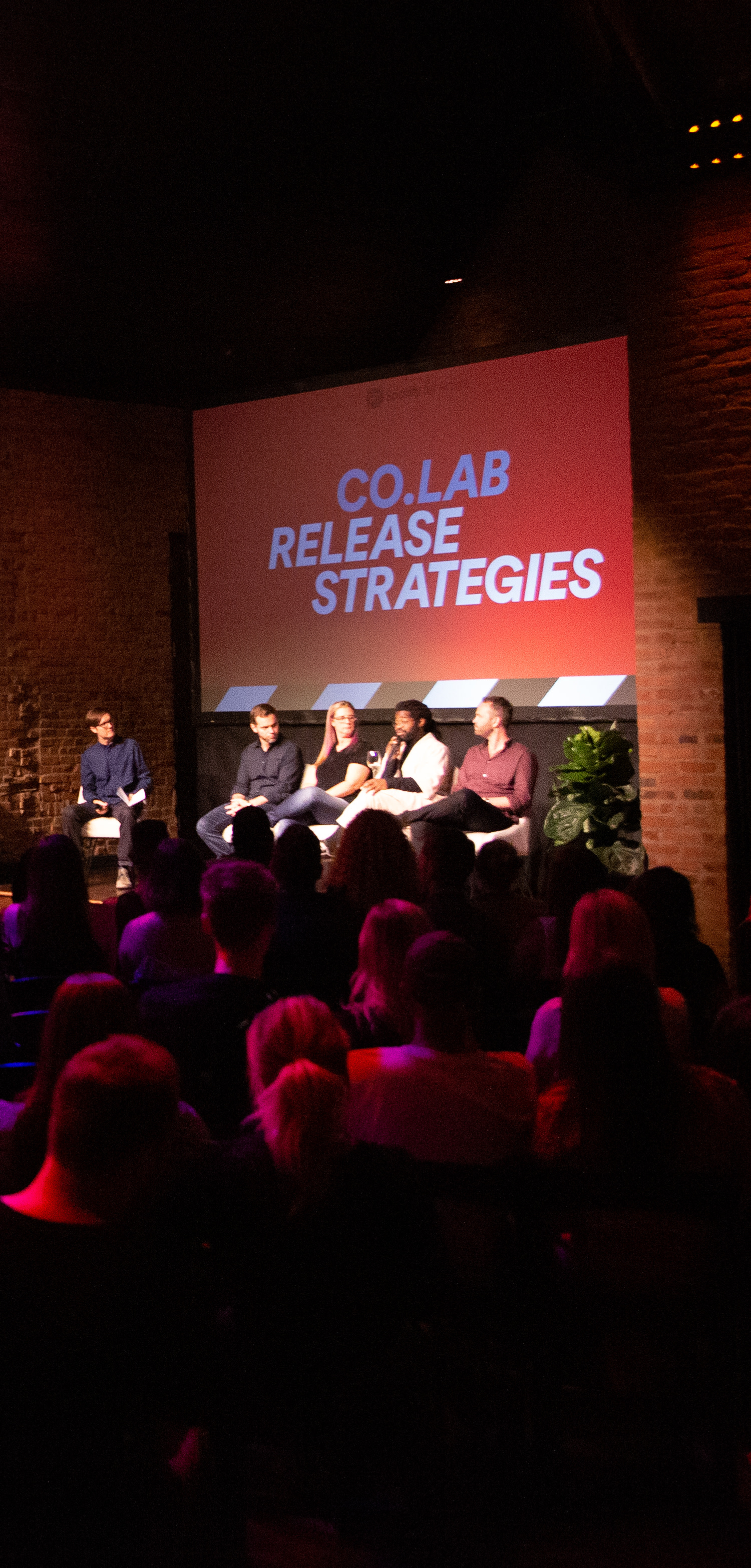 Meet your peers, get advice, and workshop your career. Experience tailored presentations, 1:1 office hours with industry experts, and engage with your community. 